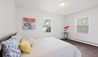 71 Reservoir Ave, Andover, NJ 07801