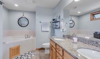 1820 Parkland Dr 808, Arkdale, WI 54613