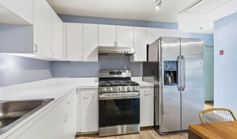 307-341 Main St, Allenhurst, NJ 07711