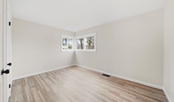 418 S Scott St, Adrian, MI 49221