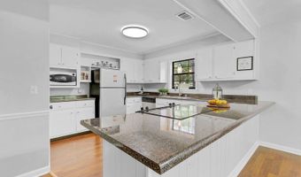 18626 Moore Rd, Andalusia, AL 36420