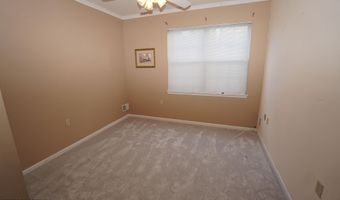 20 Turtle Crk 20, Barnegat, NJ 08005