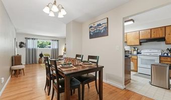 1061 Western Dr, Ann Arbor, MI 48103