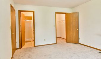 5180 Winthrop Dr, Austintown, OH 44515