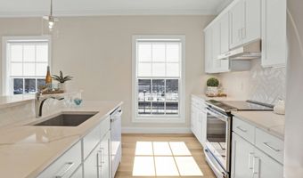 340 Heights Rd 322, Darien, CT 06820