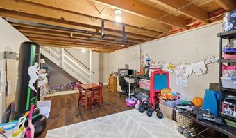 1031 Thomas Dr, Ashland, OH 44805