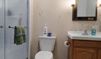 5030 BROAD Ave, Altoona, PA 16601