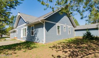 688 Champs Rd, Bonners Ferry, ID 83805