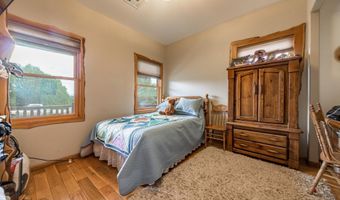 1590 W Foothills Dr, Ash Fork, AZ 86320