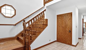 22806 W Loon Lake Blvd, Antioch, IL 60002