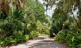 18220 Elmwood Dr, Alva, FL 33920