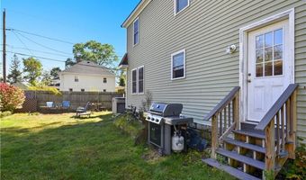 632 Whipple Ave, Burrillville, RI 02858