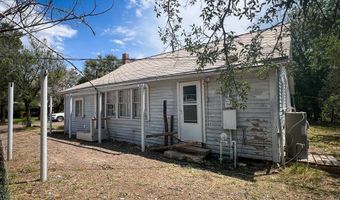 206 W Ave B, Alpine, TX 79830