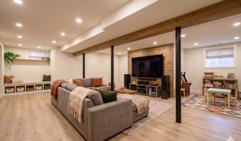 200 Chipman Dr, Cheshire, CT 06410