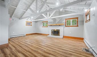 3288 Mendon Rd, Cumberland, RI 02864