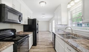 16304 Waycross Dr, Biloxi, MS 39532