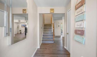 1 Dogwood Ct, Sayreville, NJ 08872