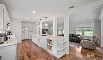 103 W 11th St, Bay Minette, AL 36507