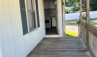 881 Washington St B, Attleboro, MA 02703