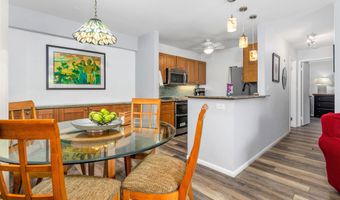 140 UWAPO Rd 39-102, Kihei, HI 96753