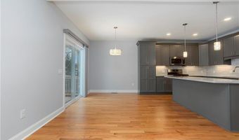 314 Chases Way A, Middletown, RI 02842