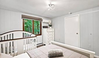 17 Basswood Ct, Albrightsville, PA 18210