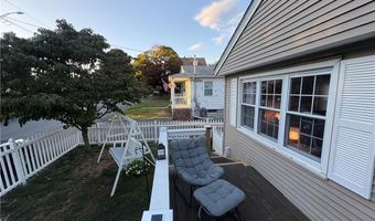 11 Glen St, North Providence, RI 02911