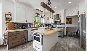 39 Brittany Dr, Bayville, NJ 08721