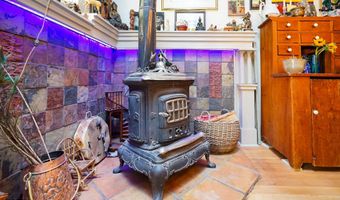 120 B Naco Rd, Bisbee, AZ 85603