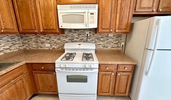 3000 SPOUT RUN Pkwy D404, Arlington, VA 22201
