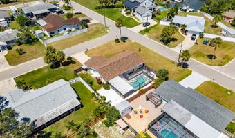 635 Jamaica Cir E, Apollo Beach, FL 33572