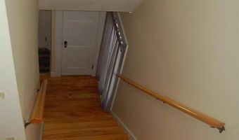 122 Allen St, Bangor, ME 04401