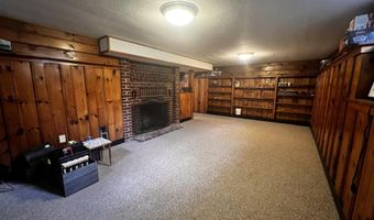 66 Howard St, Bangor, ME 04401