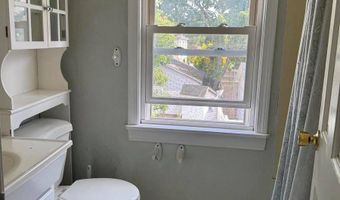 76 Vernon St, Bangor, ME 04401