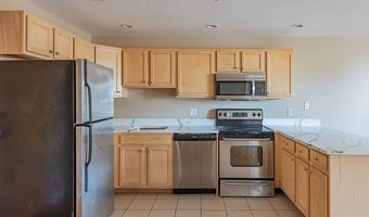 25 Alpine St 30, Boston, MA 02136