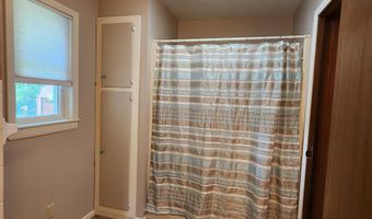 600 E 18th St, Atlantic, IA 50022