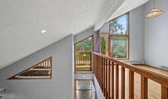114 Claremont Dr, Albrightsville, PA 18210