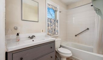 183 Oldfield Ave, Amityville, NY 11701