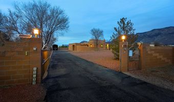 10711 MODESTO Ave NE, Albuquerque, NM 87122