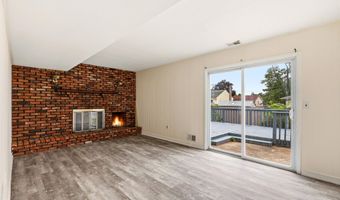 853 Neptune Ave, Beachwood, NJ 08722