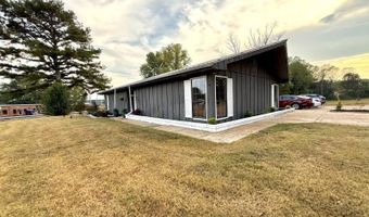 31 CR 815, Blue Mountain, MS 38610