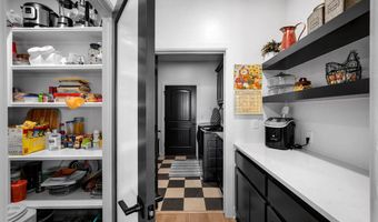 3309 Continental Ct, Altus, OK 73521