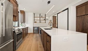 319 SE Market Aly 200, Bentonville, AR 72712
