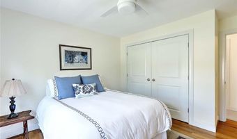49 Walley St, Bristol, RI 02809