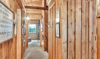 684 Mardis Point Rd, Baileyton, AL 35019