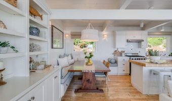 621 Beach Dr, Aptos, CA 95003