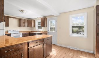 60 Packard St, Avon, MA 02322