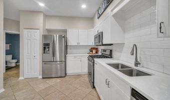367 Emerald Ln, Algonquin, IL 60102
