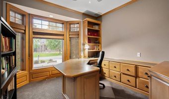 602 24th St NW, Austin, MN 55912
