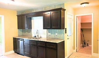 200 SHAMROCK Rd, Anniston, AL 36207